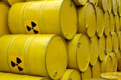 Nuclear Action Offering Nuclear Waste Barrels to Province North Holland in Haarlem<br /><br /><br />Nucleaire Actie Aanbieden Kernafvalvaten aan Provincie Noord-Holland in Haarlem